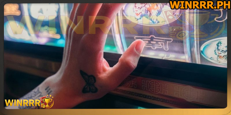 Slots with storylines emphasize immersion, while other formats emphasize payouts or simplicity.